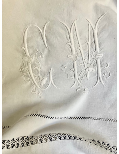 Drap en fil avec monogramme CM - Modèle 2