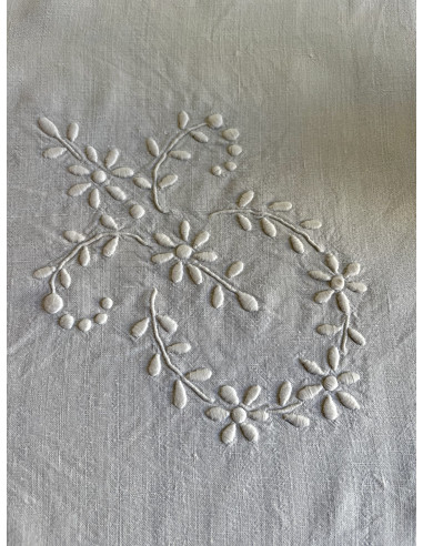 Drap  ancien lin, monogramme MR