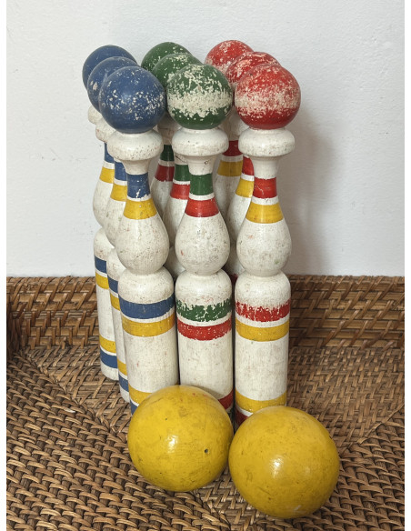 Jeu de quilles anciennes