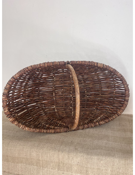 Panier en osier tressé