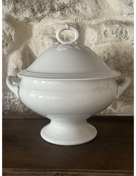 Soupière en porcelaine blanche - Moulin des loups