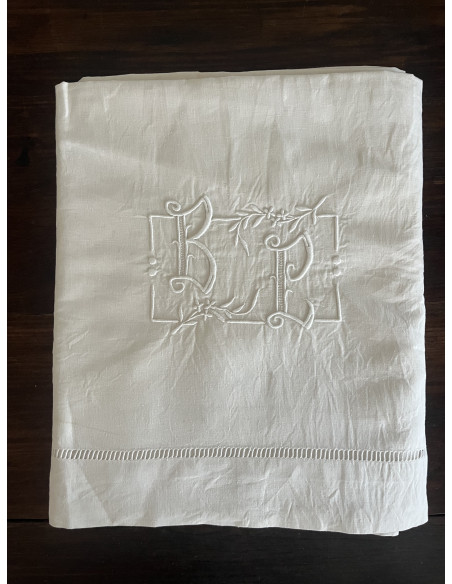 Drap ancien monogrammé BL - Toile métis "Fleur bleue"