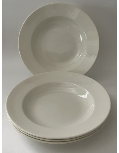 4 assiettes creuses - Faïence blanche ancienne
