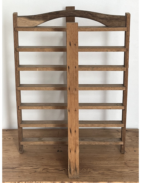 Ancien porte-tartes en bois, plateau de pâtisserie