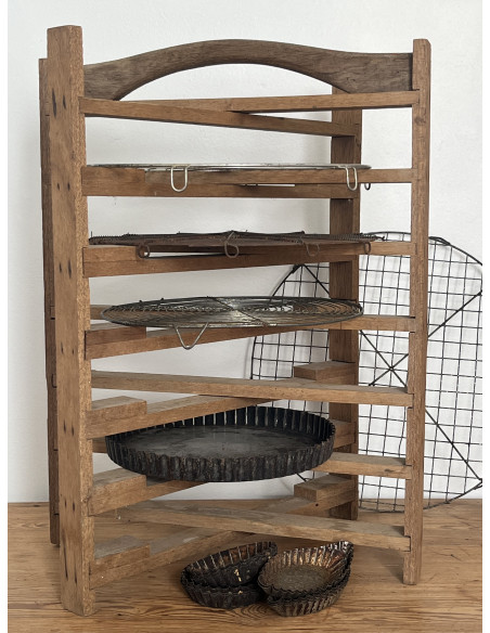 Ancien porte-tartes en bois, plateau de pâtisserie