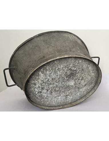 Grande bassine ovale en zinc