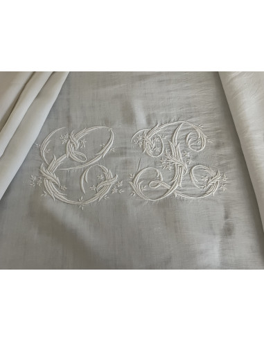 Monogramme CL, linge ancien pour servir de cache-sommier